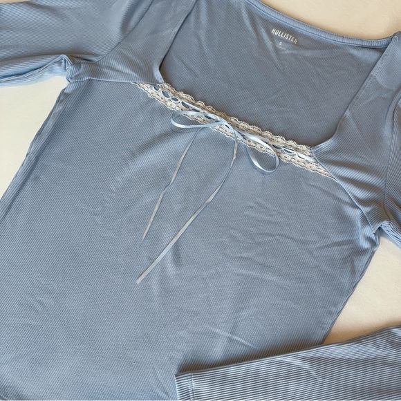 Hollister Blue Ribbed Lace Trim Long Sleeve Shirt - Picture 2 of 4